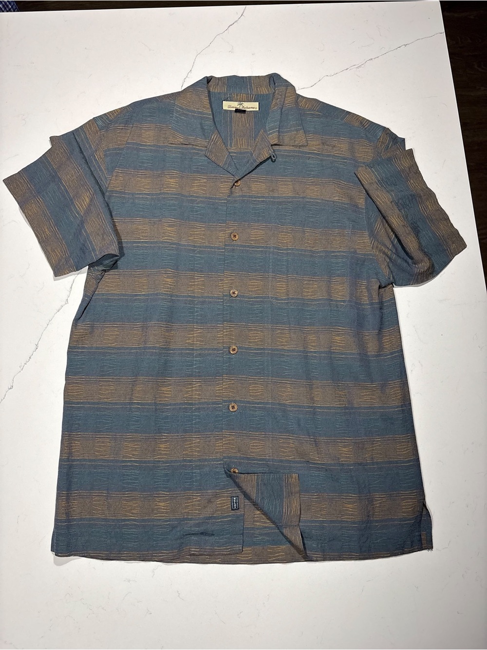Tommy Bahama Shirt Mens Small Brown Tan 100% Silk Camp Button Front Casual